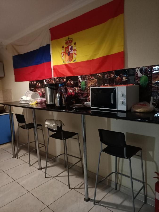 Makenty House Astana Hostel Buitenkant foto