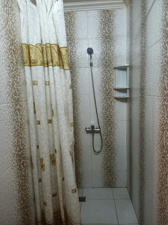 Makenty House Astana Hostel Buitenkant foto