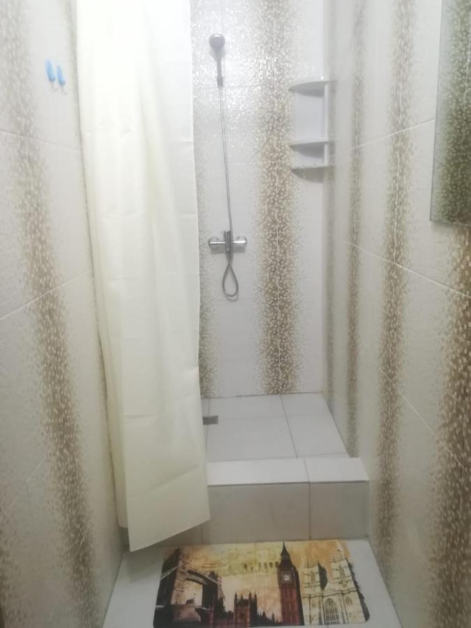 Makenty House Astana Hostel Buitenkant foto
